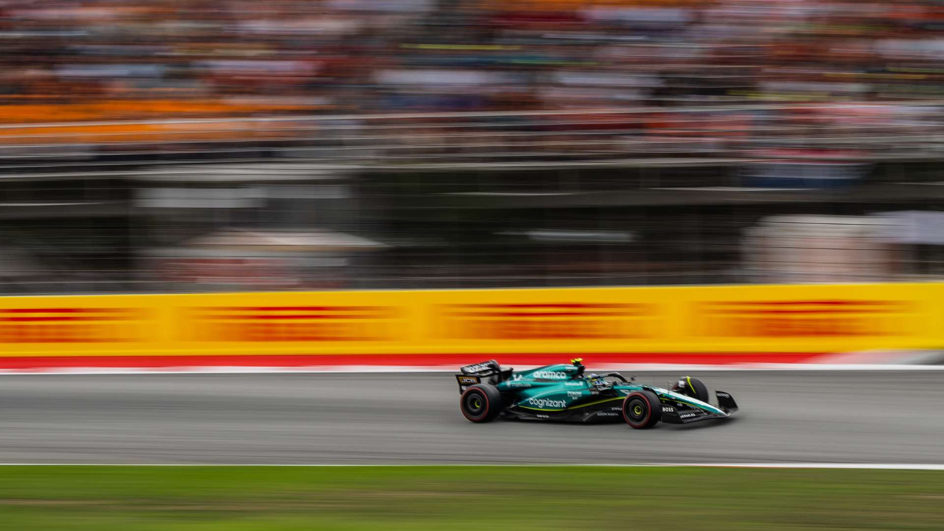 他經常成為 他經常成為